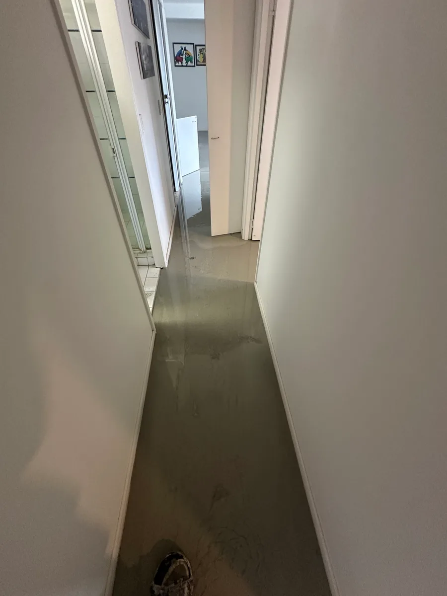 Spring Hill uneven slab prepared with engineered self-levelling flood coat